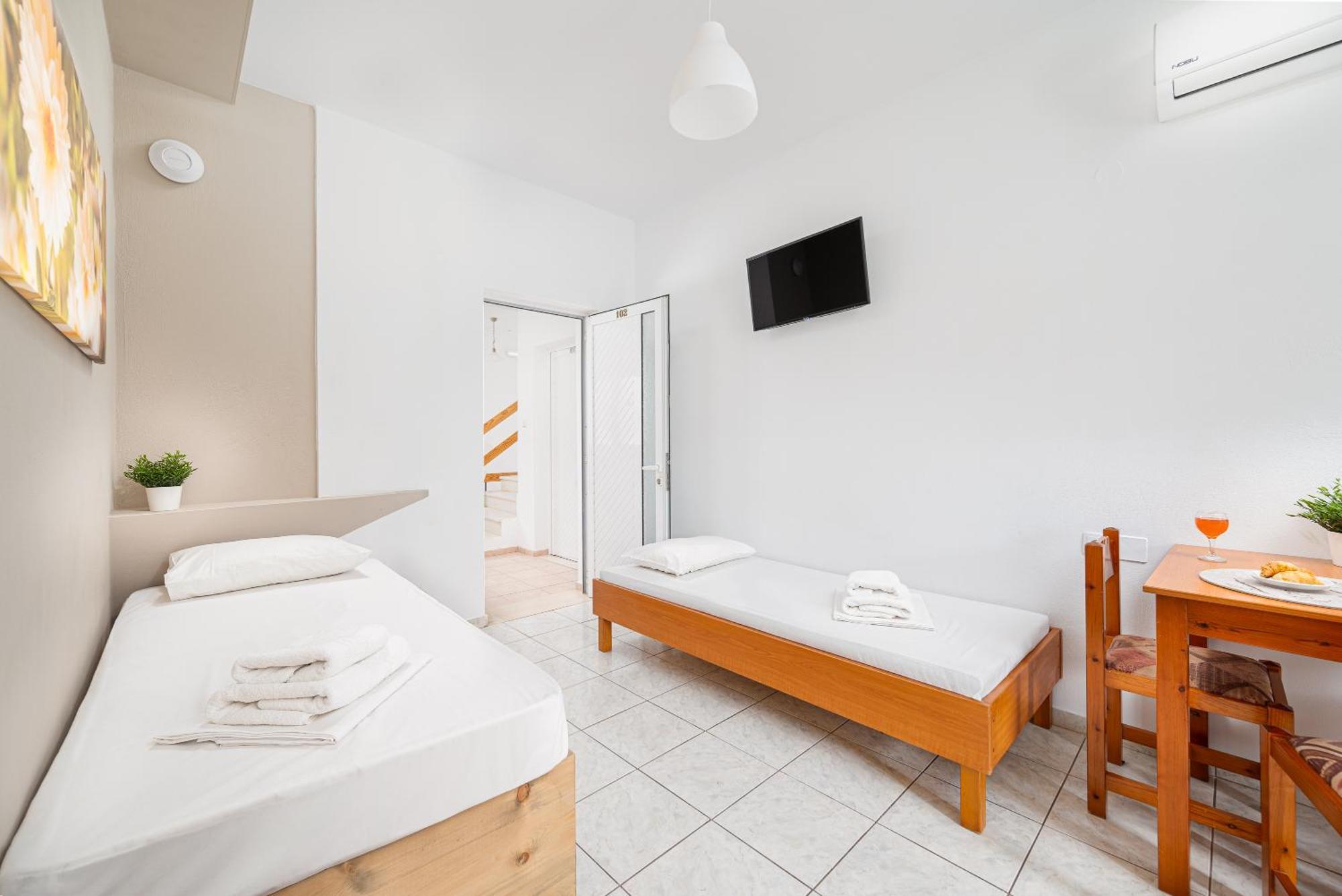 Mylos Apartments Anissaras Херсониссос Экстерьер фото