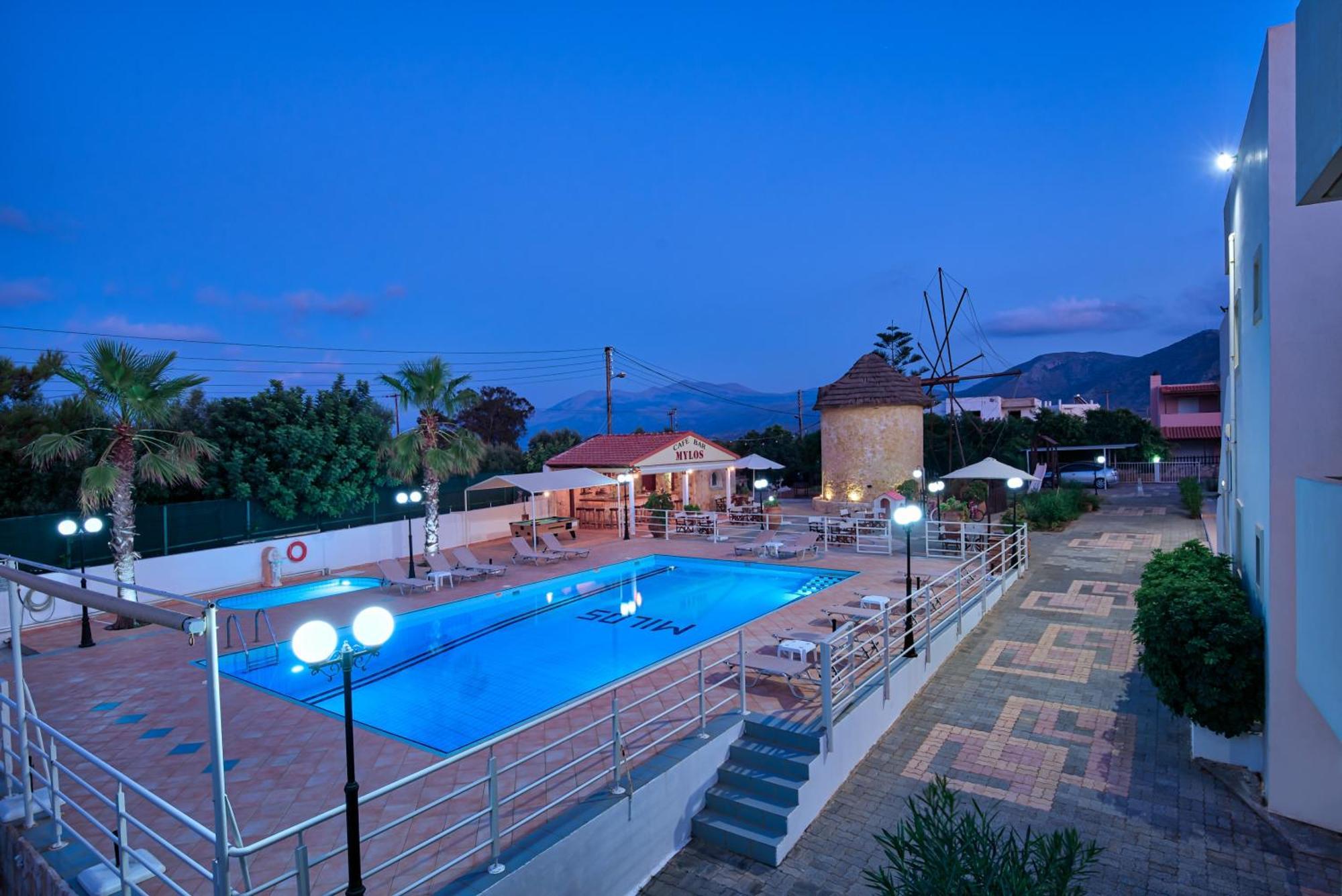 Mylos Apartments Anissaras Херсониссос Экстерьер фото