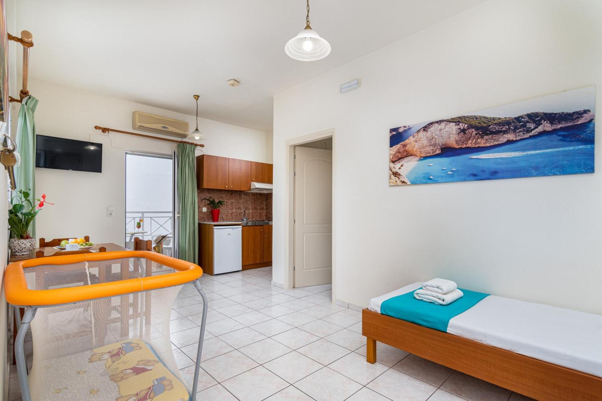 Mylos Apartments Anissaras Херсониссос Экстерьер фото